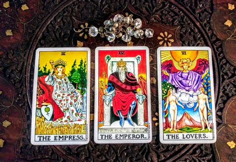 The Intersection of Witchcraft and Tarot: Witch Tarot Card Decks